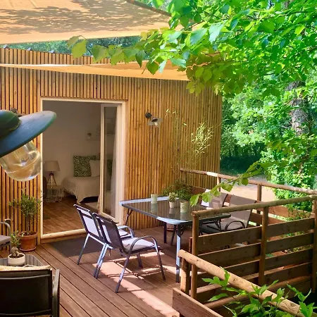 Campingplatz Lebon Sur La Vallee De La Dordogne - Logement Entier Cénac-et-Saint-Julien